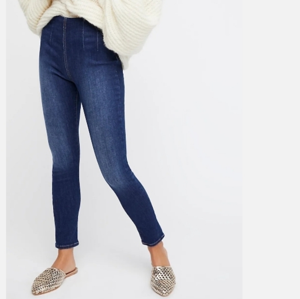 Free People Ultra High Rise Pull On Skinny Jeans